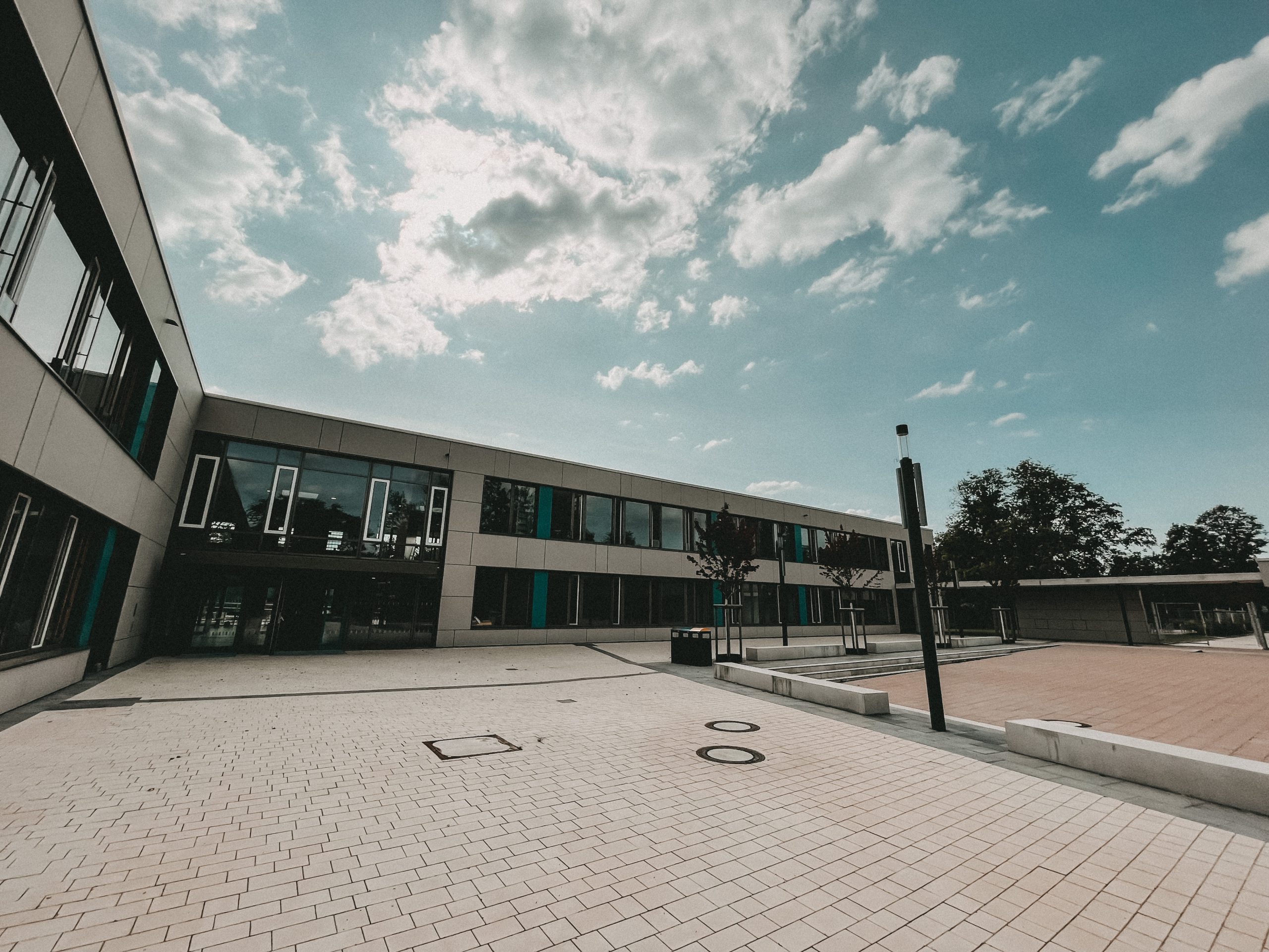Das neue Schulgebäude der Anna-Langohr-Schule am Fühlinger Weg